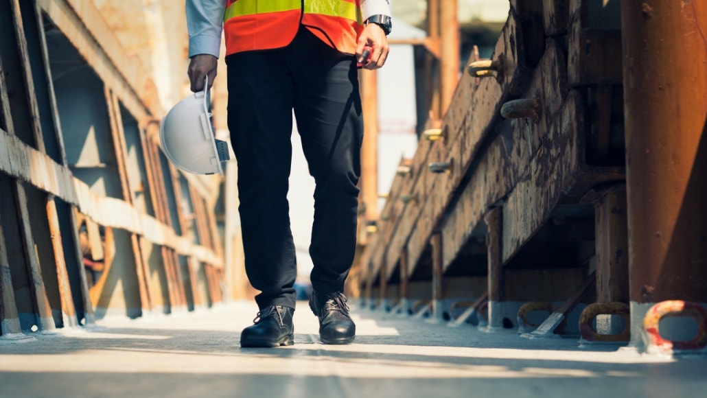 The Crucial Role of Safety Footwear: A Comprehensive Guide