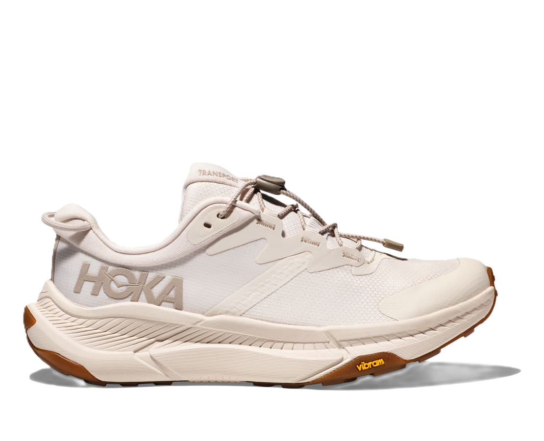 靴 HOKA ONE ONE TRANSPORT HOKA One One - Transport Chukka GTX in Black and Alabaster