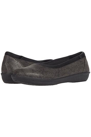 Clarks ayla low black cheap