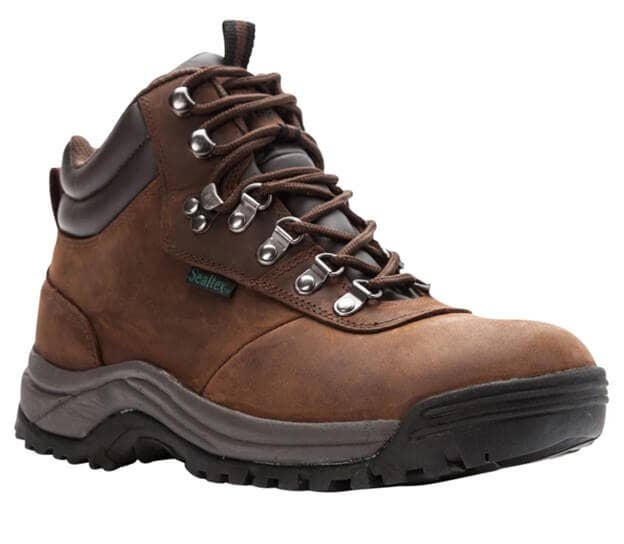 Propet Cliff Walker Hiking boot | Canadian Footwear